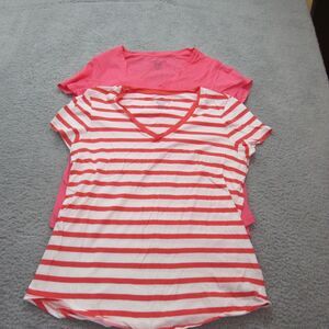 Faded Glory Womens Short Sleeve V-Neck Shirt (Lot Of 2) Womens Size LG (12-14)